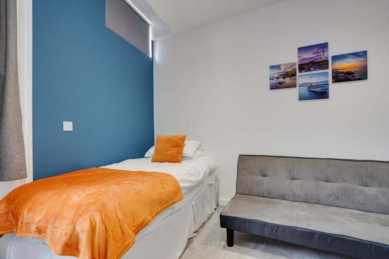 Homesly Guest Rooms, Comfortable En-Suite Guest Rooms With Free Parking And Self Check-In Berwick Upon Tweed Exterior foto