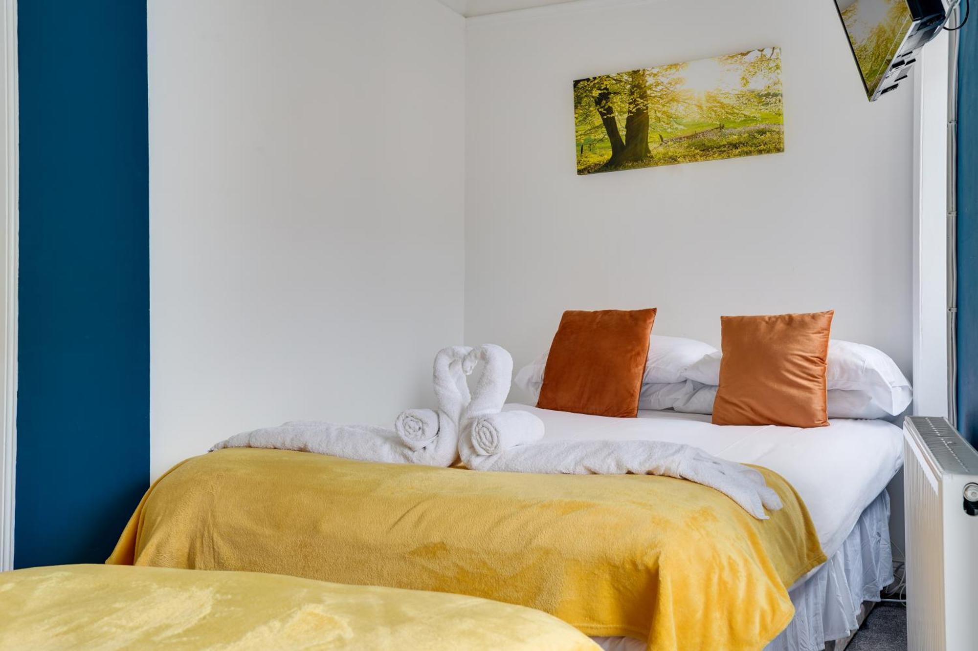 Homesly Guest Rooms, Comfortable En-Suite Guest Rooms With Free Parking And Self Check-In Berwick Upon Tweed Exterior foto